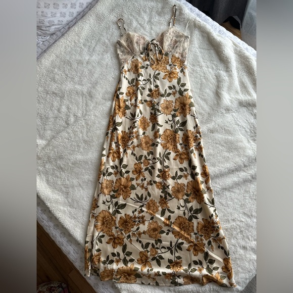 Jessica Simpson Cream and Brown Floral Dress - Picture 1 of 5
